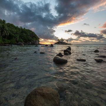 Sunrise @Anse Royal, Seychelles