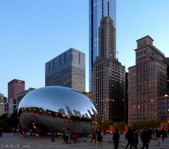 The Cloud gate in Chicago