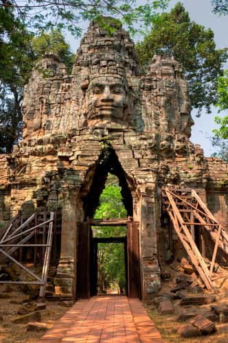 Angkor Thom West Gate