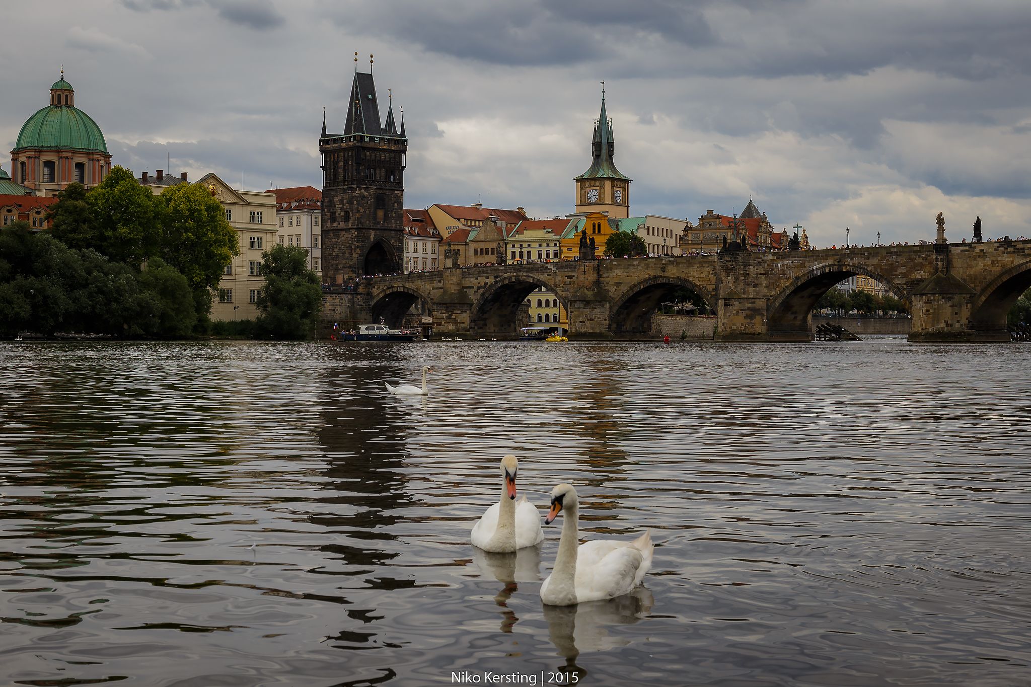 Charles Bridge and Royal Castle, Praque, Czech Republic
