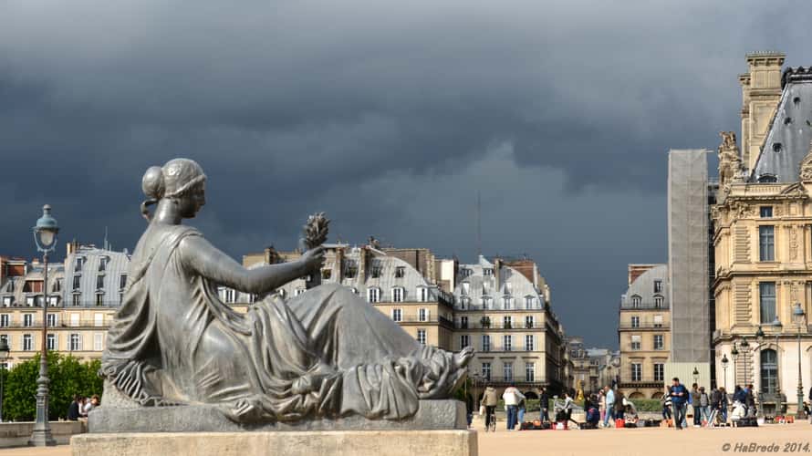 Statue at Louvre, Paris