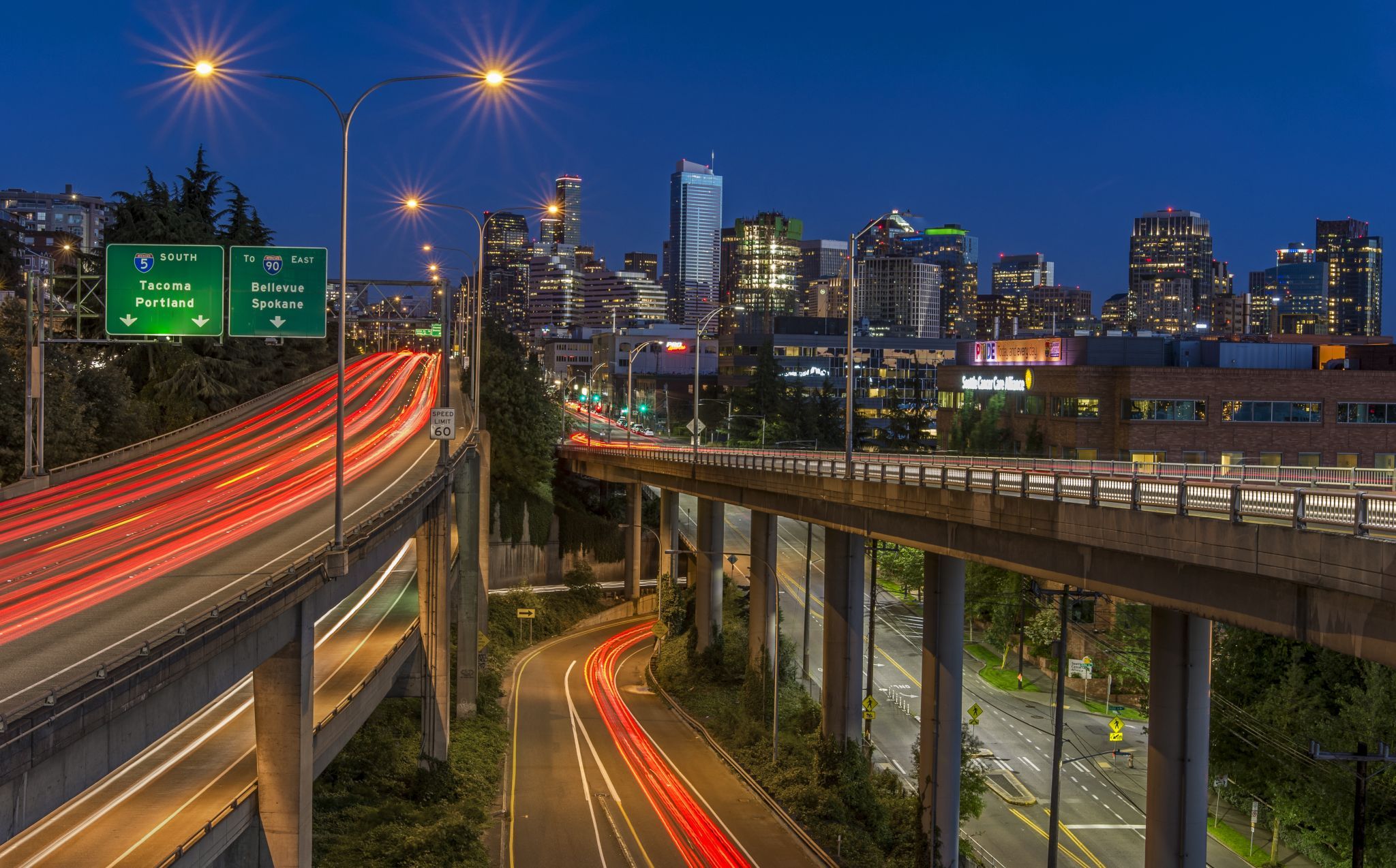 Lakeview Blvd Overpass, Seattle, USA