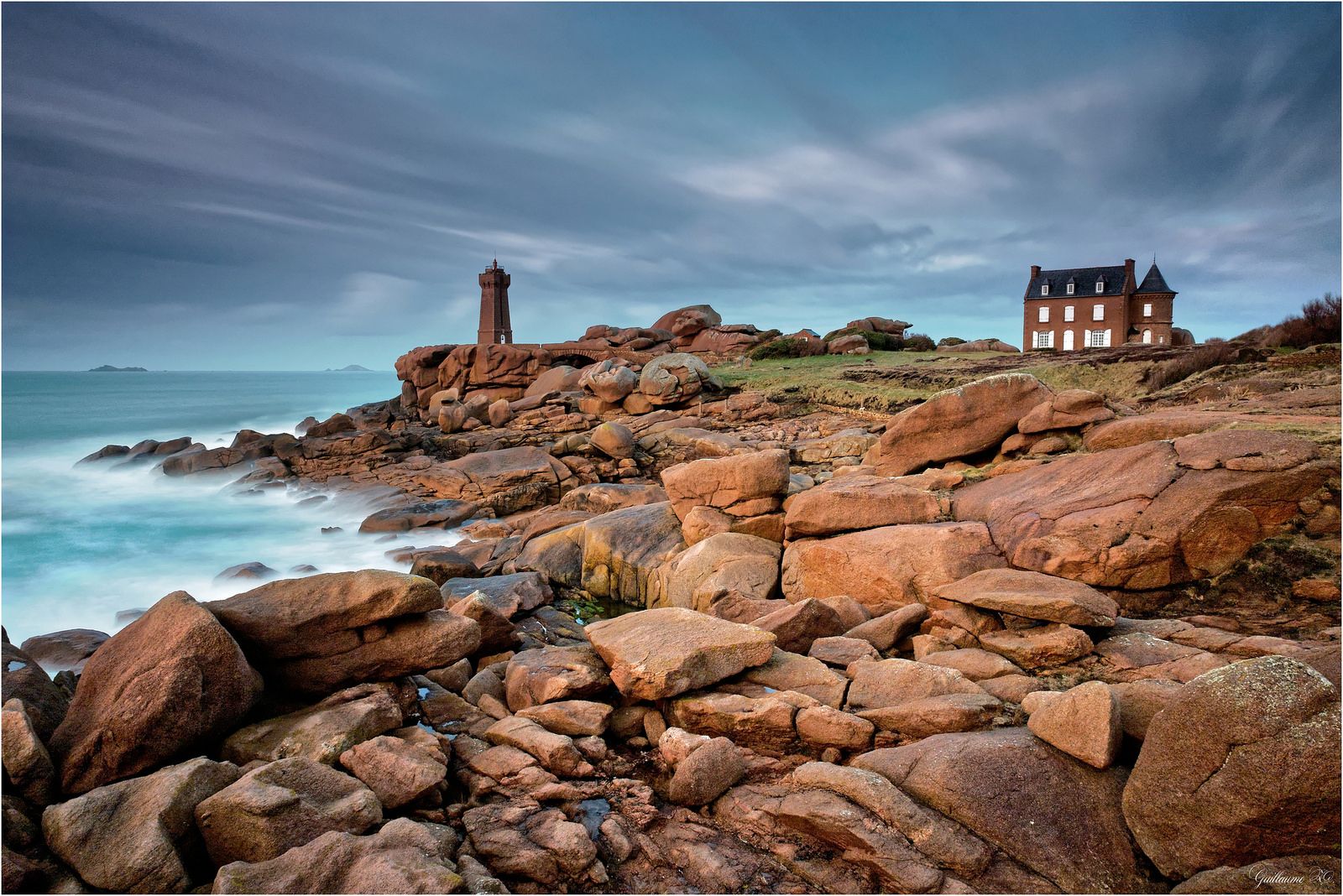 Phare de Mean Ruz, France