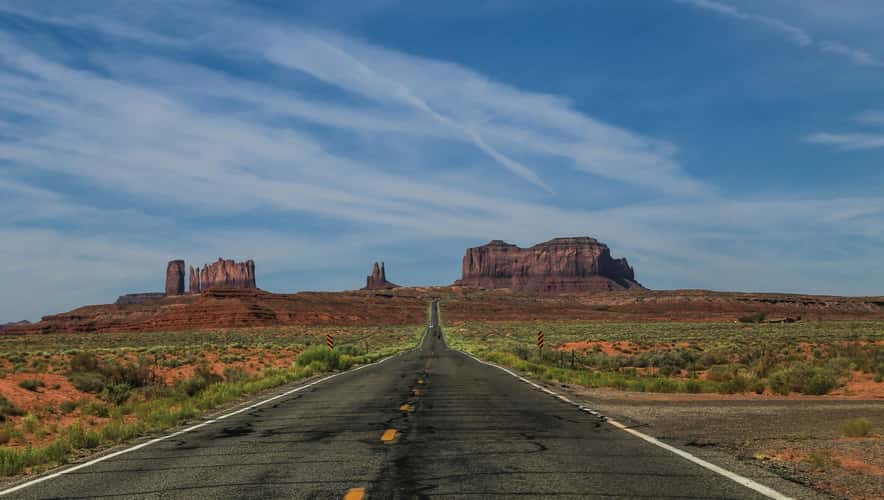 Monument Valley Forrest Gump Point