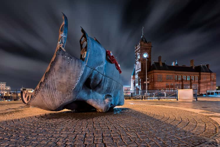 Merchant Seafarers' War Memorial, Cardiff