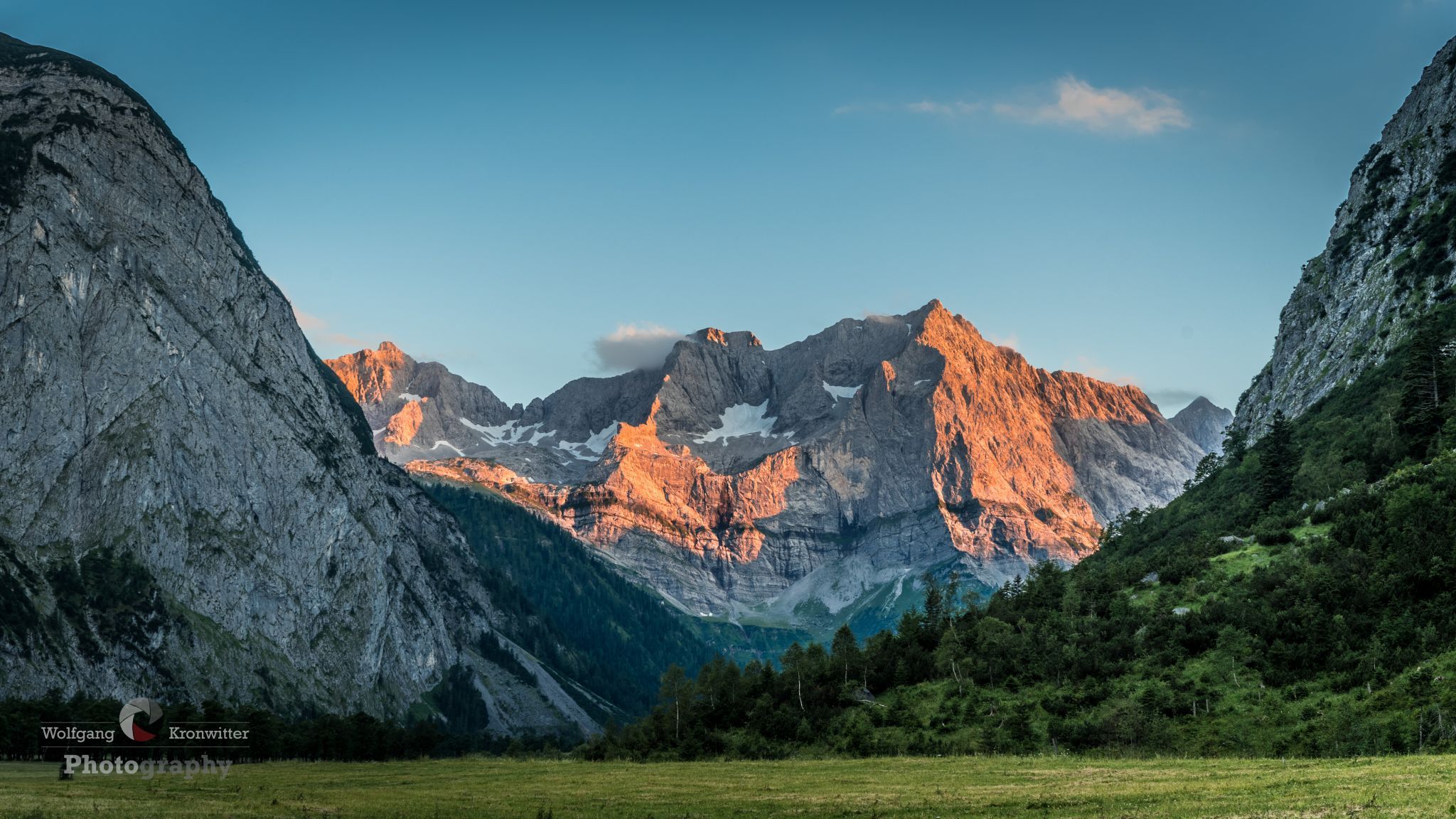 Glowing rocks at Karwendel, Austria