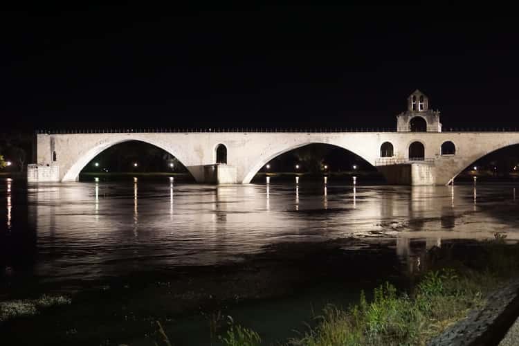 Avignon's old center by night