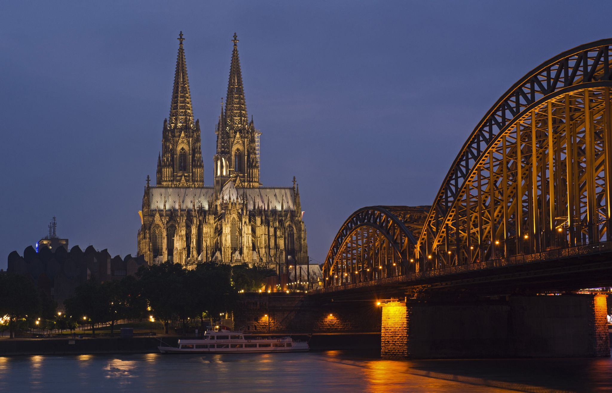 Hohenzollern Bridge with Cologne Cathedral, Cologne, Germany