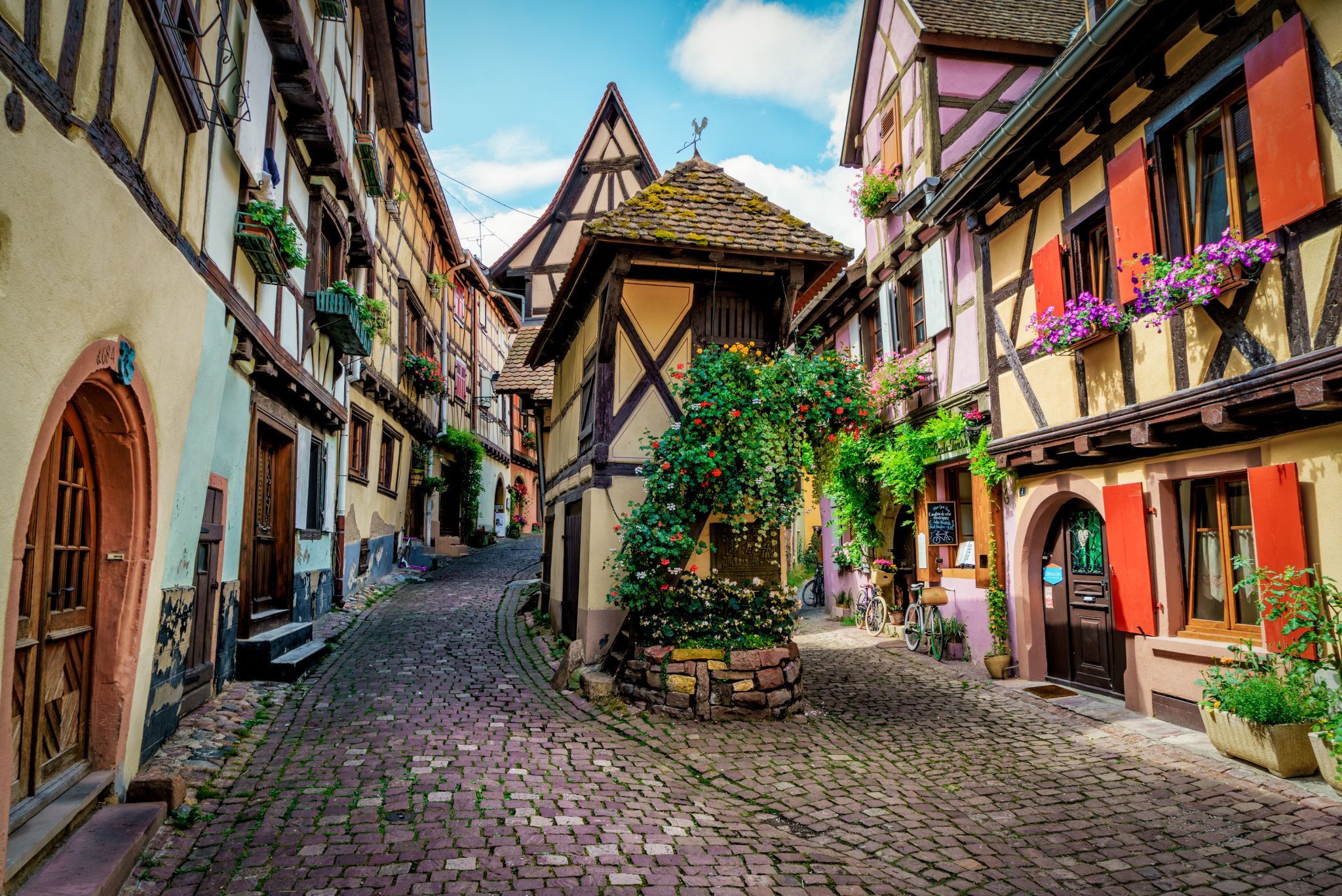 Pigeonry in Rue Du Rempart, France