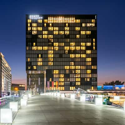 Hyatt Hotel in profile, Düsseldorf, Germany