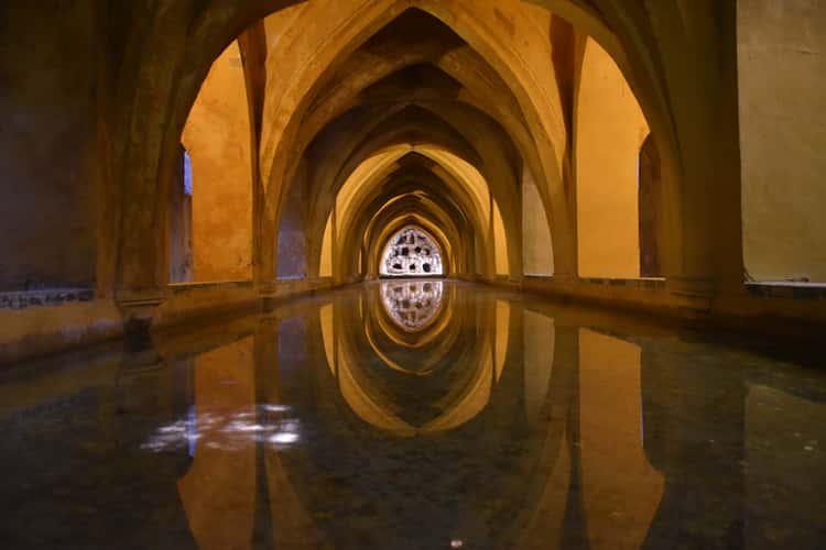 Baños de Doña María de Padilla, Seville