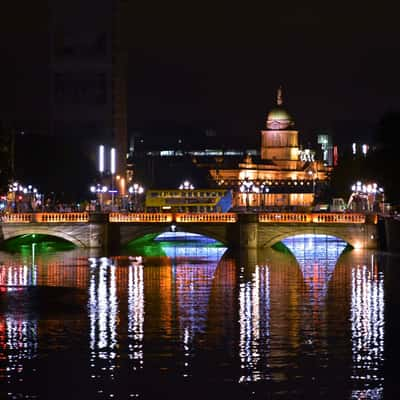 O'Connell Bridge & The Custom House, Dublin, Ireland