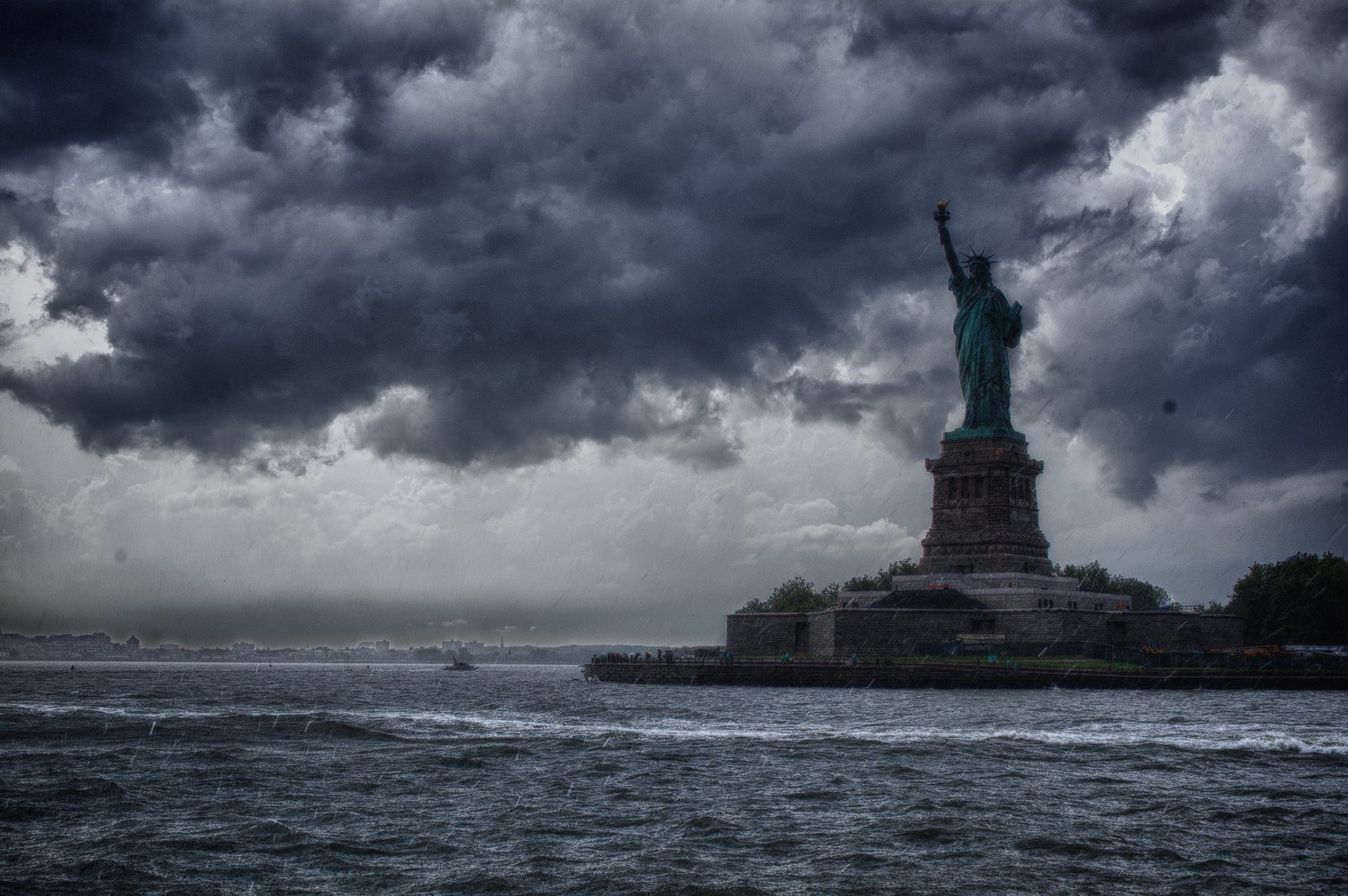 statue of liberty new jersey departure location