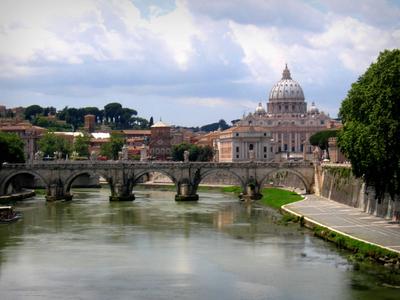 View to Tiber river and Vatikan