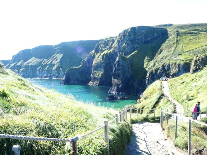 Carrick-a-Rede rope bridge
