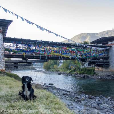 Kuendeyling Baazam Brücke, Bhutan