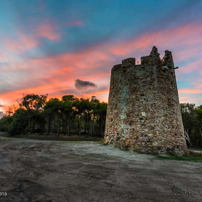 torre spagnola cala d'ostia, Italy