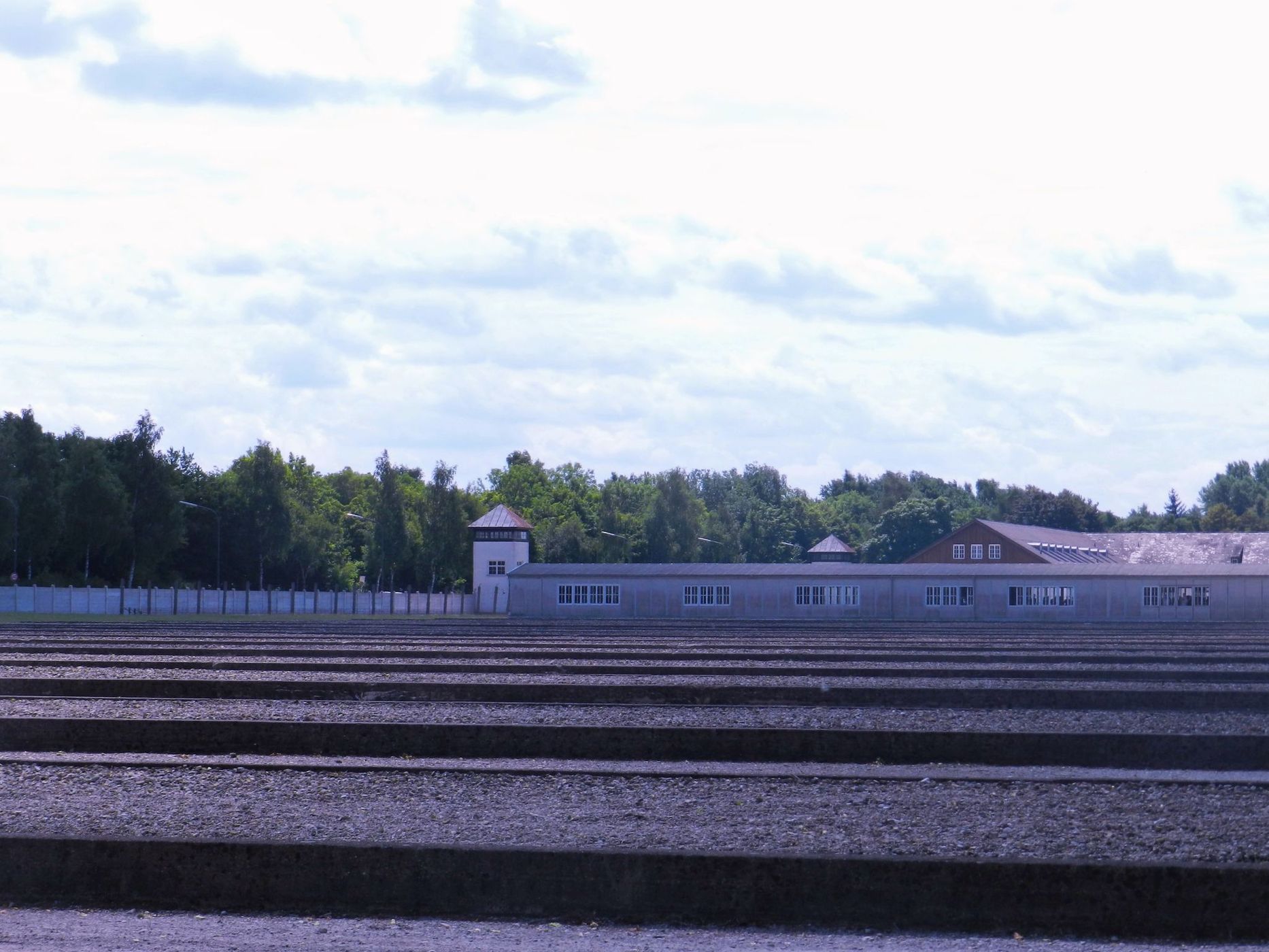 Lest we forget - Vergiss Nicht, Germany
