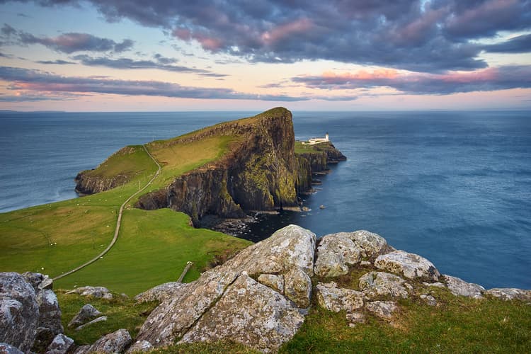 Neist Point Lighthouse - 3 Great Spots For Photography