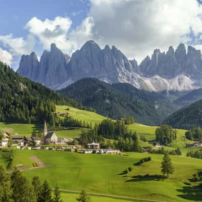 Val di Funes - Villnösser Tal, Italy