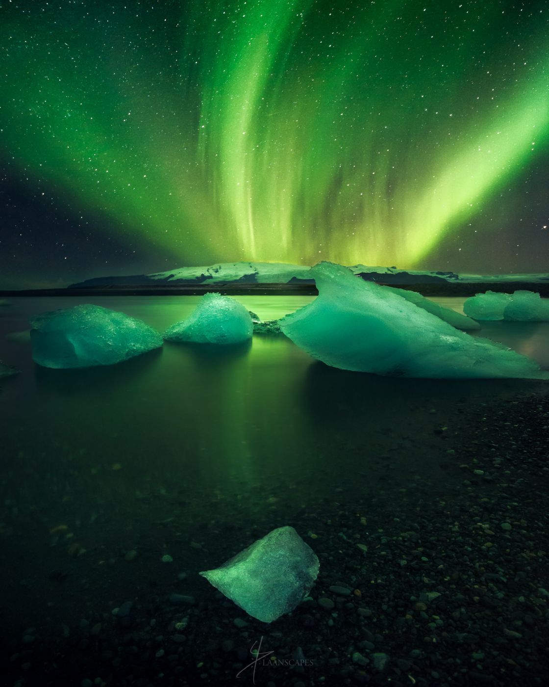 Glacial Lagoon at Jökulsárlón, Iceland