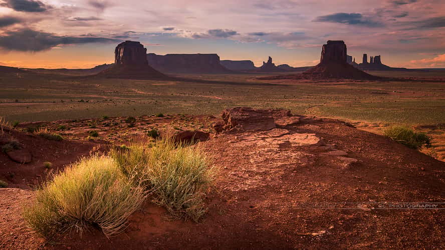 Monument Valley (The Valley Road)