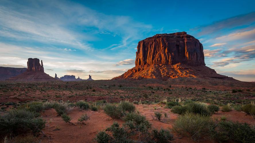 Monument Valley (The Valley Road)