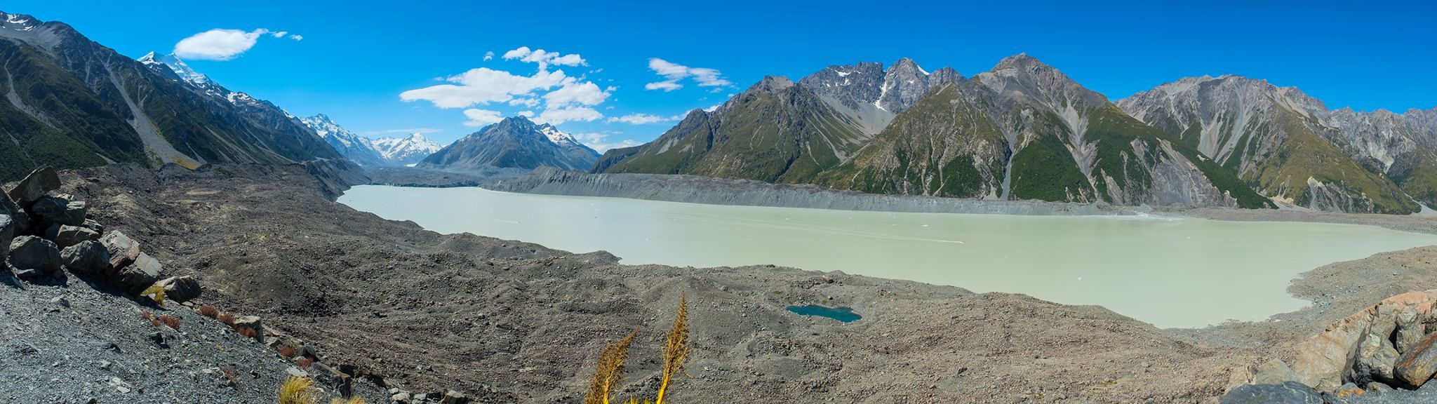 Mount Cook and glacier (lake), New Zealand