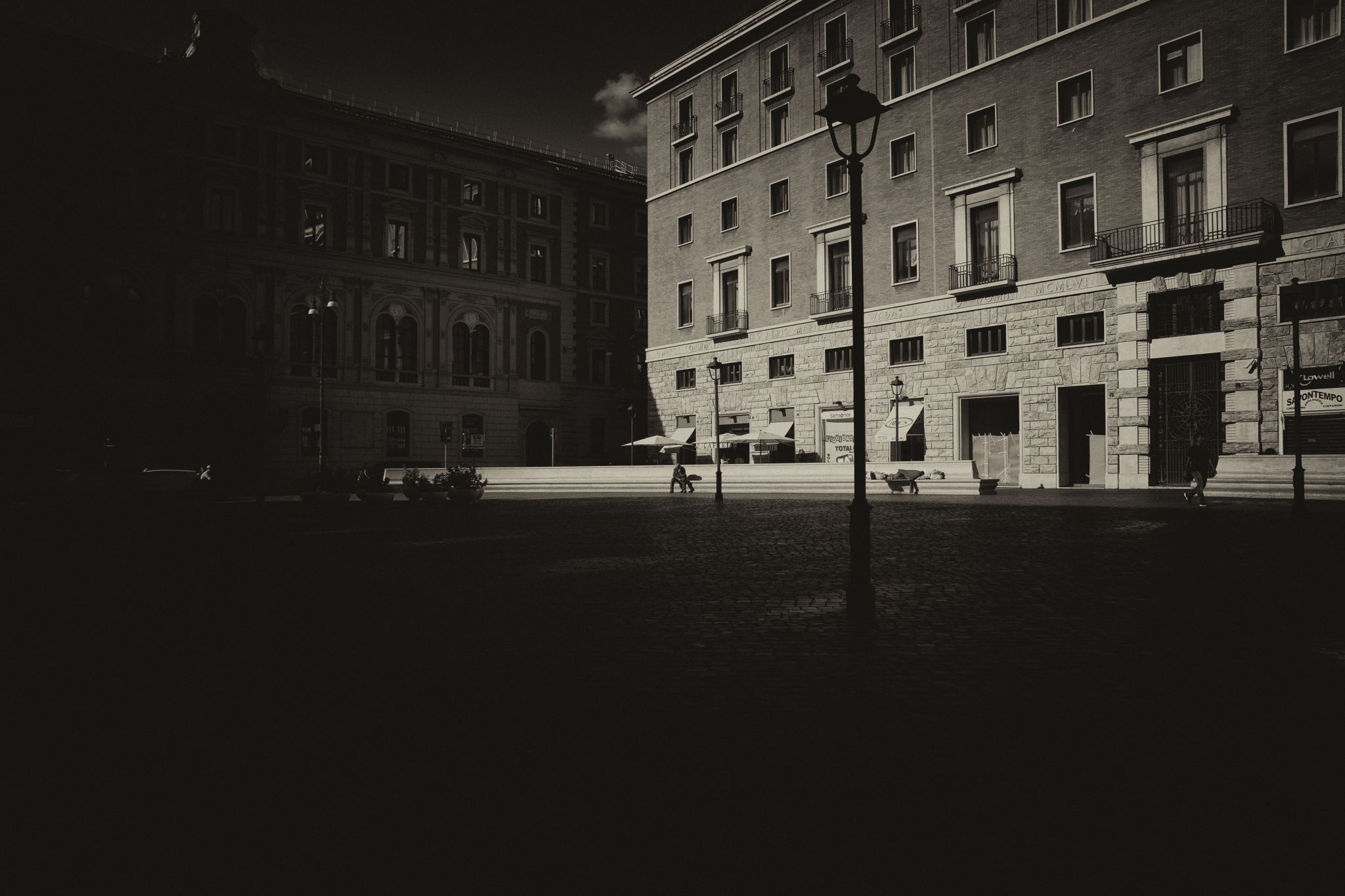 Piazza di S. Silvestro, Roma, Italy, Italy