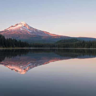 Trillium Lake, USA