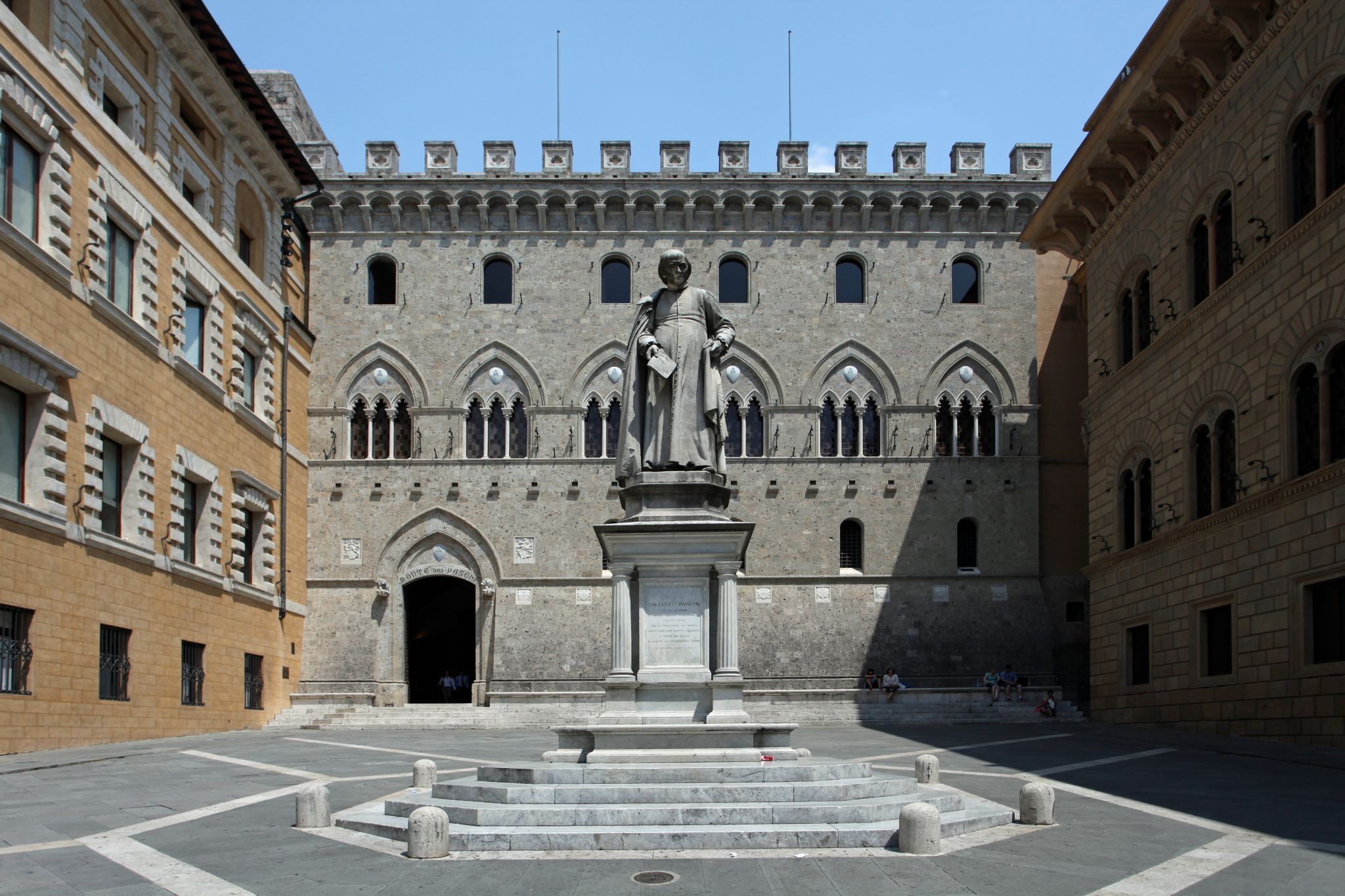 Palazzo Salimbeni, Italy