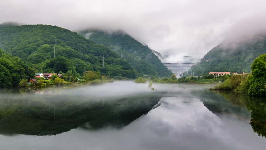 Tarnita dam