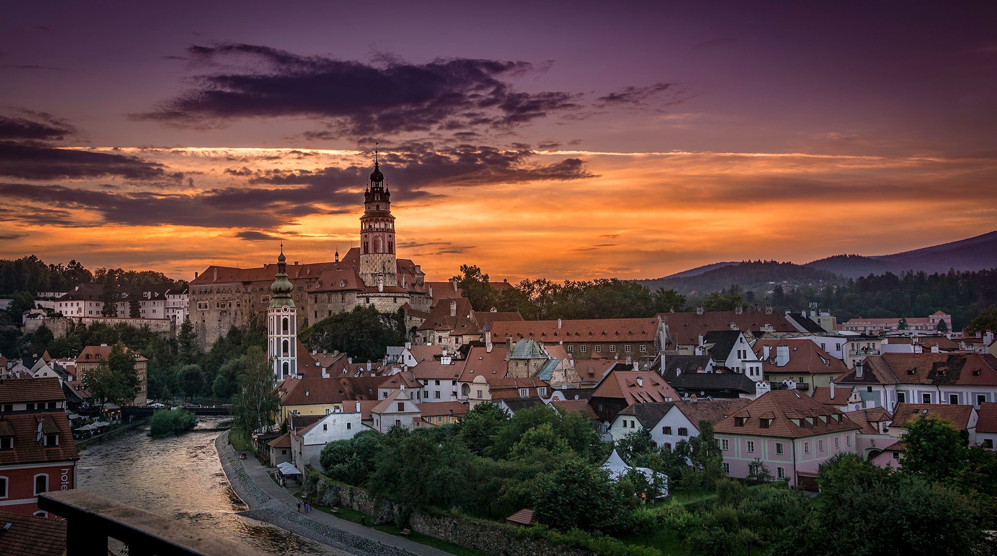 Top 3 Photo Spots at Český Krumlov in 2024