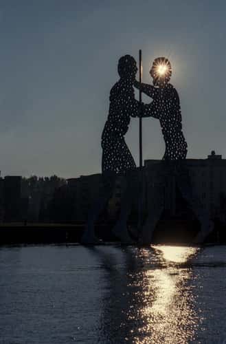 The Molecule Man, Berlin