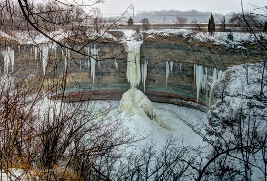 Hamilton escarpment, Canada
