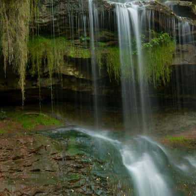 Hamilton escarpment, Canada