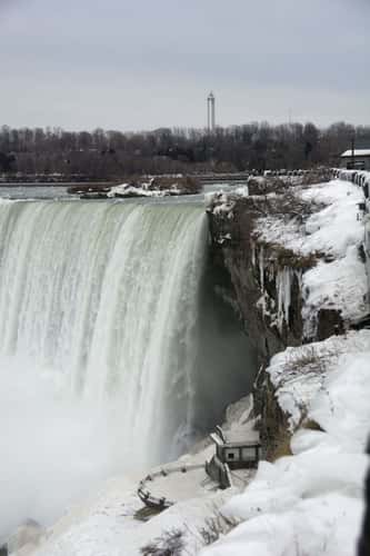 Sunrise at the Niagara Falls