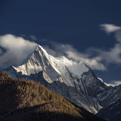 Yading Nature Reserve -  Hotel Village, China