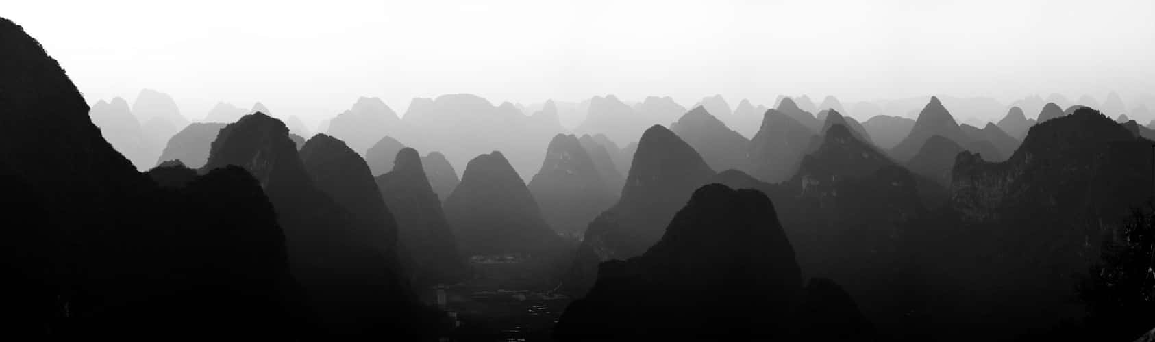 Yangshuo Radio Mountain