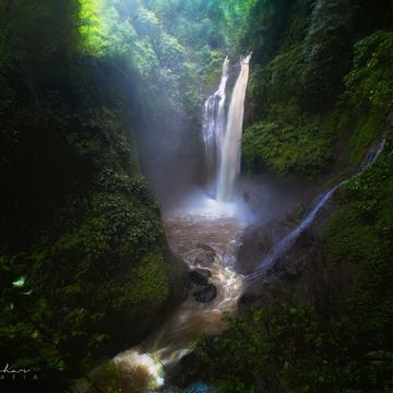 Aling-Aling Waterfall, Indonesia