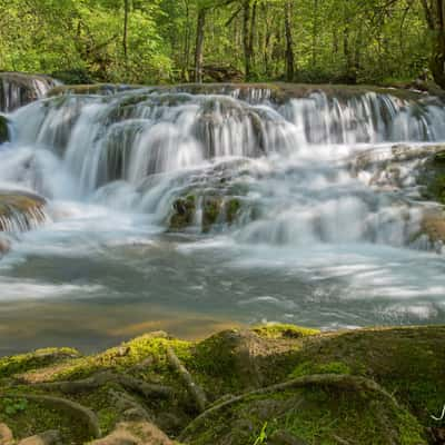 Creek above the Cascade des tufs, France