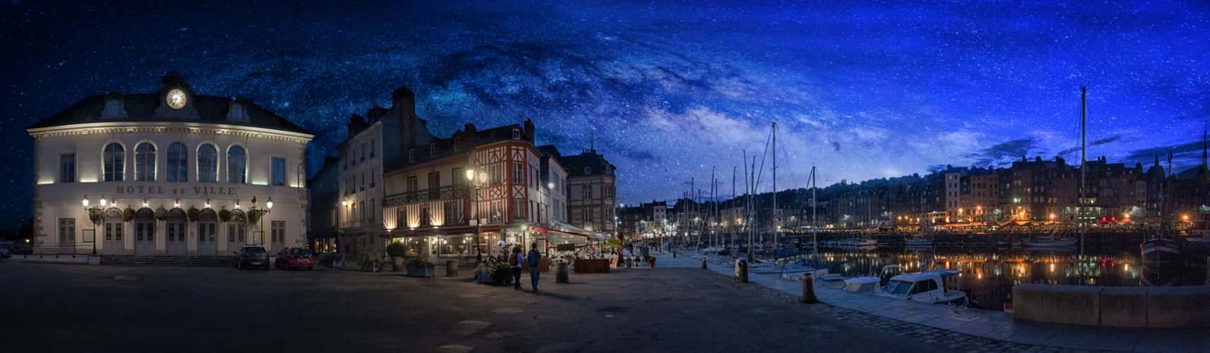 Honfleur at night