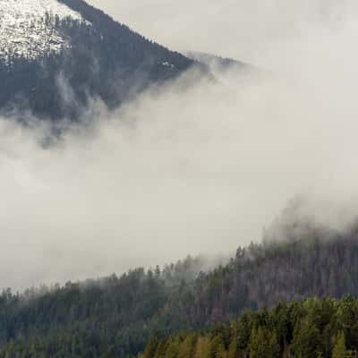 Misty Mountains, Canada