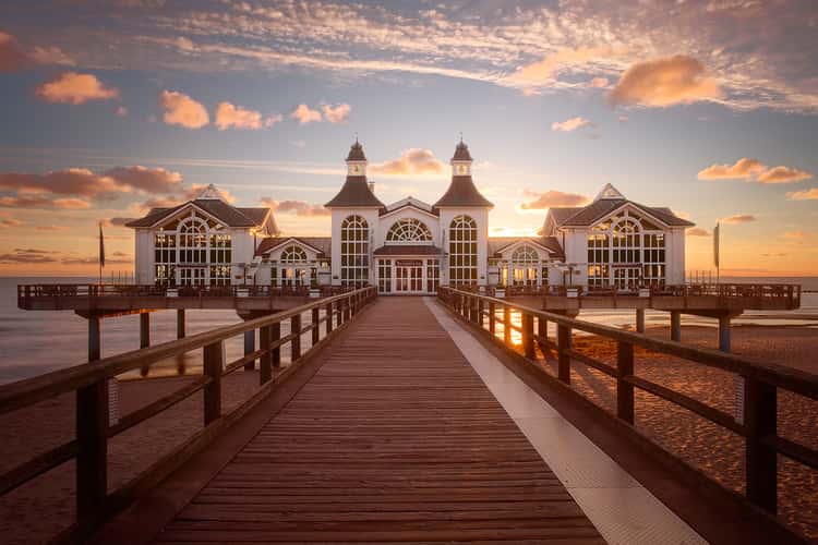 Sellin Pier front view