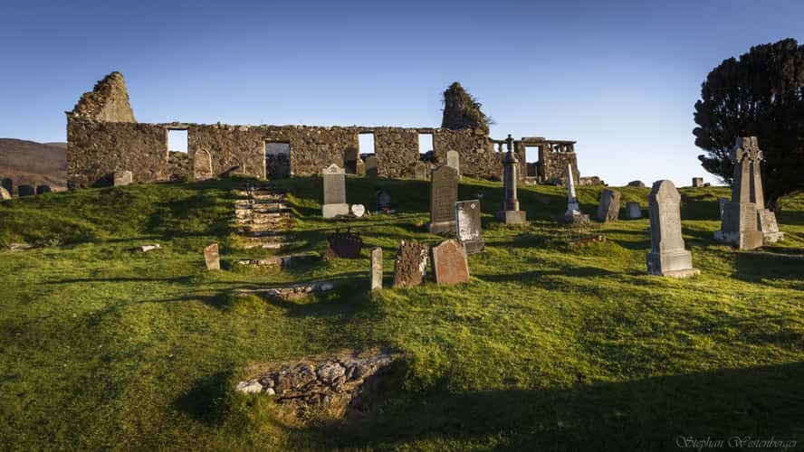 Cill Chriosd Graveyard