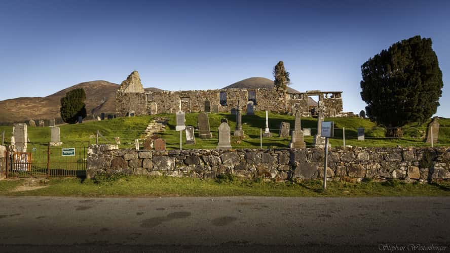 Cill Chriosd Graveyard