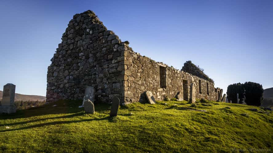 Cill Chriosd Graveyard