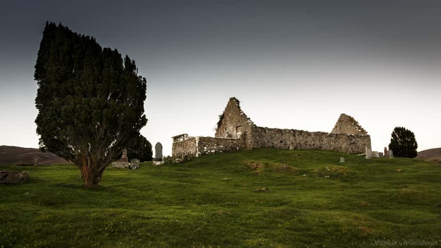 Cill Chriosd Graveyard