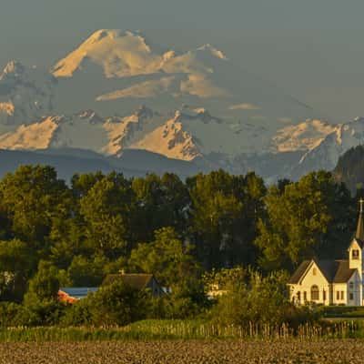 Conway Lutheran Church and Mount Baker, USA