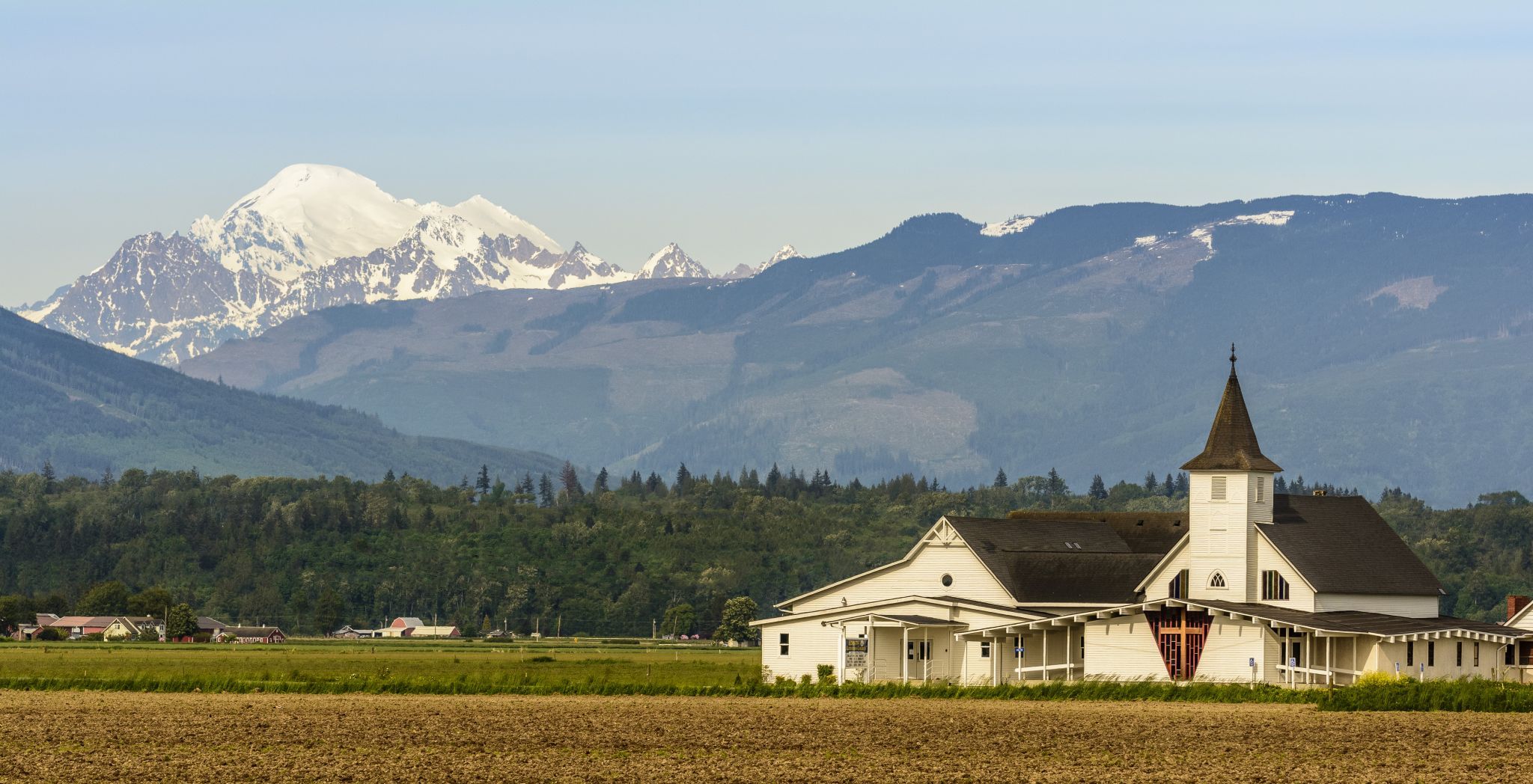 Edison Lutheran Church and Mount Baker, USA